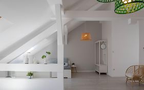 High Light Apartment